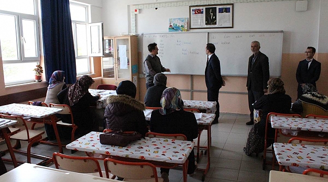 KAZIMKARABEKİR’DE OKUMA YAZMA SEFERBERLİĞİ