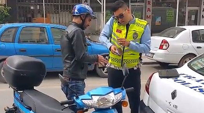 KENTTE MOTOSİKLETLER DENETLENİYOR