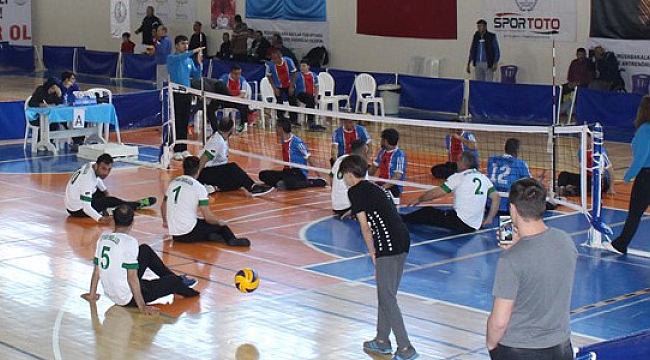 OTURARAK VOLEYBOL 1.LİG MÜSABAKALARI YARIN SONUÇLANIYOR