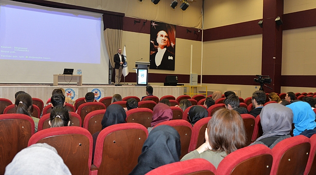 “PES EDEN %97’LİK KISMI YÖNETENLER, PES ETMEYEN %3'LÜK KISIMDIR”