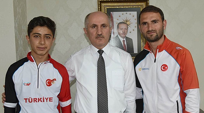 BAŞARILI SPORCUDAN VALİ MERAL’E ZİYARET
