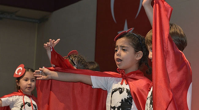 ÇOCUKLARDAN “DÜNYADA ÇOCUK OLMAK” SERGİSİ