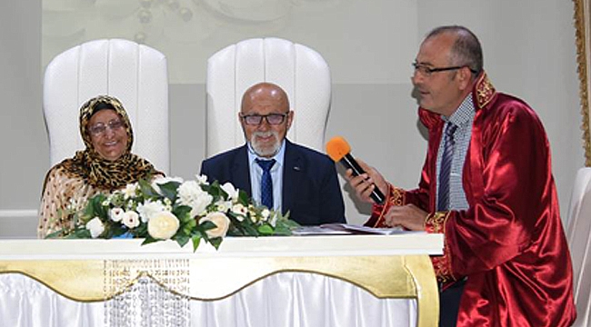 HUZUREVİ SAKİNİ ÇİFT DÜNYA EVİNE GİRDİ