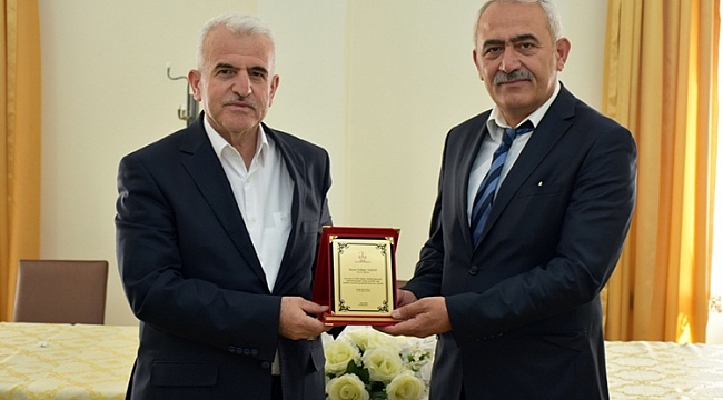 MİLLİ EĞİTİMDEN MAARİF MÜFETTİŞİ TAHSİN YAZAN'A VEDA YEMEĞİ