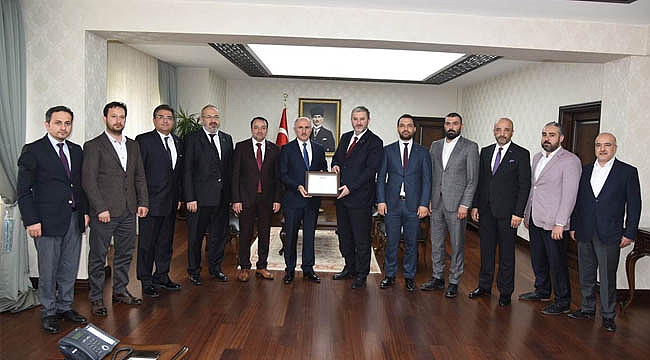 MÜSİAD GENEL BAŞKANINDAN VALİ MERAL'E ZİYARET