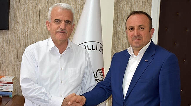 ÖĞRENCİLERE BİLİNÇLİ SOSYAL MEDYA KULLANIMI ANLATILACAK