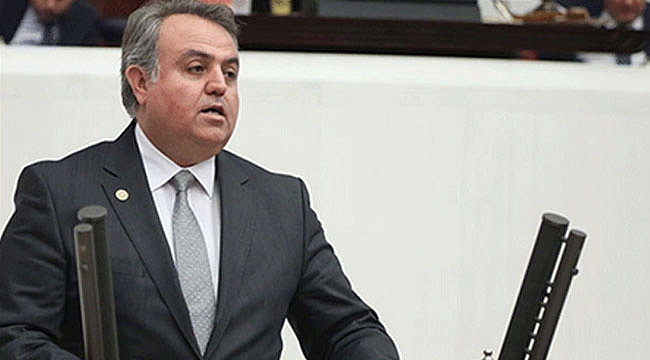 ŞEKER; "1 MAYIS EMEK VE DAYANIŞMAGÜNÜ KUTLU OLSUN"