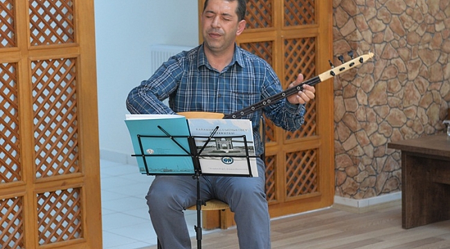 ÂŞIK VEYSEL TÜRKÜLERİYLE ANILDI