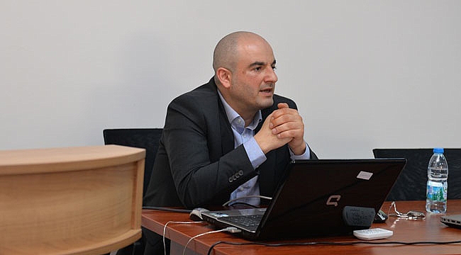 ÜNİVERSİTEDE ENDNOTE EĞİTİMİ