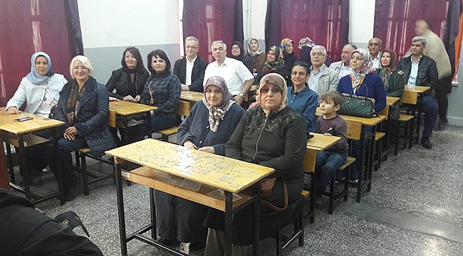 37 YIL SONRA İLKOKULLARINDA BİRARAYA GELDİLER
