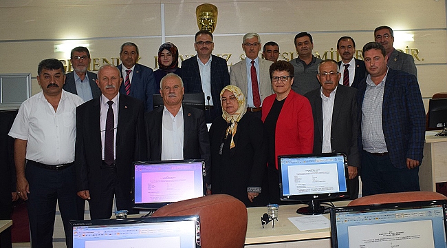 İL GENEL MECLİSİ BAŞKANLIĞINA ADEM KAPAR SEÇİLDİ