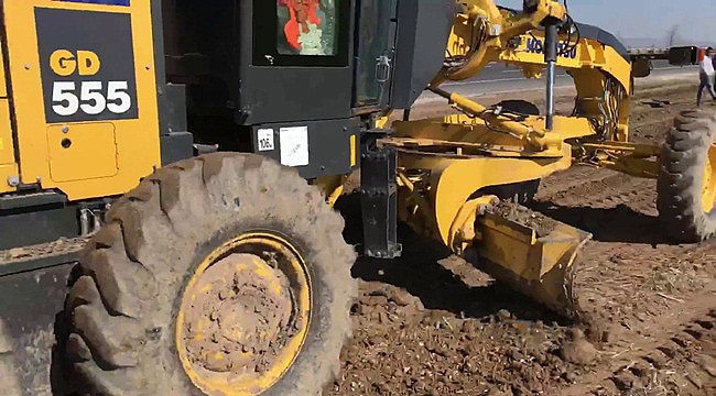 İŞ MAKİNESİNİN ALTINA KALAN MOTOSİKLET SÜRÜCÜSÜ HAYATINI KAYBETTİ