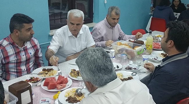 GÜZEL SANATLAR LİSESİ’NDEN İFTAR YEMEĞİ