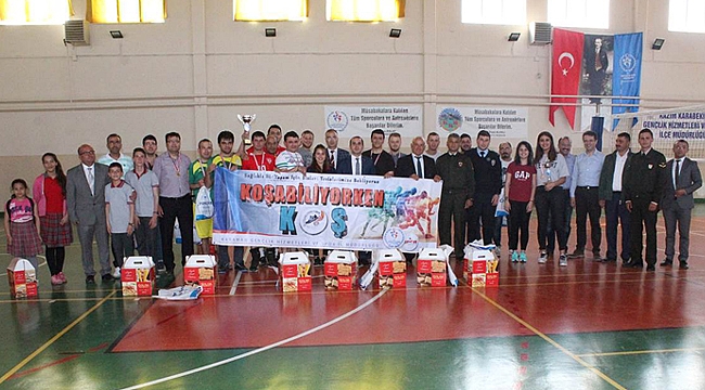 KAZIMKARABEKİR’DE KAYMAKAMLIK VOLEYBOL TURNUVASI