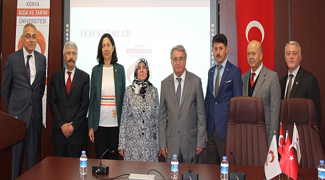 KGTÜ'DE VAKIF KURAN KADINLAR ANLATILDI