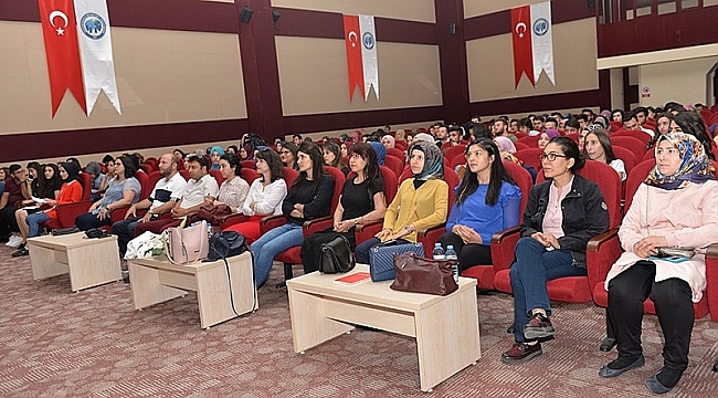 KMÜ'LÜ ÖĞRENCİLERE AMELİYATHANE ORTAMI ANLATILDI