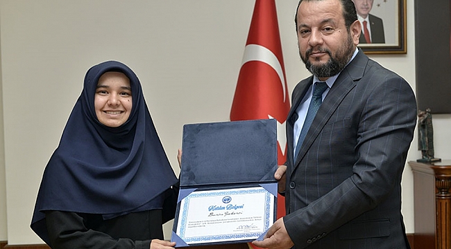 KMÜ REKTÖRÜ AKGÜL, DERECEYE GİREN ÖĞRENCİLERİ TEBRİK ETTİ