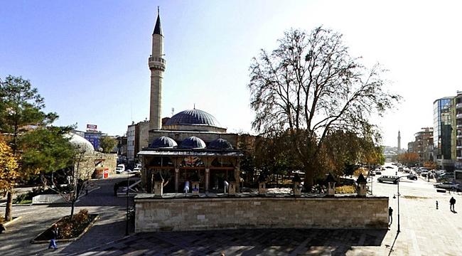 RAMAZAN AYINDA 13 CAMİDE HATİMLİ TERAVİH NAMAZI KILINACAK, TÜM CAMİLERDE MUKABELE OKUNACAK