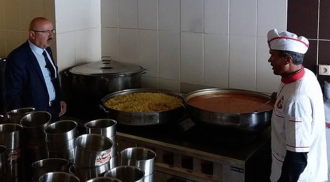 SARIVELİLER BELEDİYESİ'NDEN  YAŞLI VE YALNIZ AİLELERE İFTAR VE SAHUR YEMEĞİ