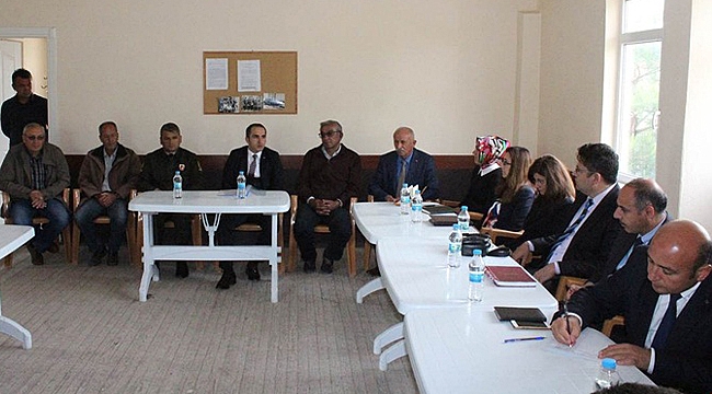 VATANDAŞLA BULUŞMA TOPLANTISI KARALGAZİ KÖYÜNDE YAPILDI