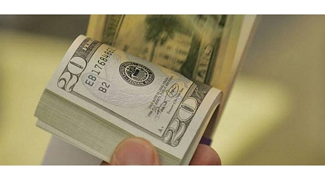 YIL SONU DOLAR BEKLENTİSİ: 4.43 TL