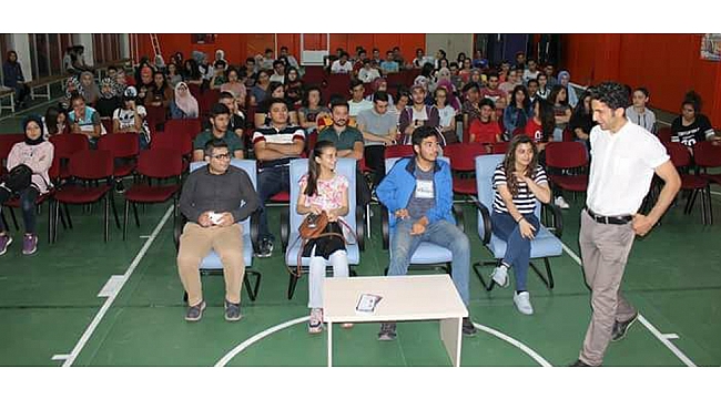 GENÇLER UYUŞTURUCU MADDEYE KARŞI BİLGİLENDİRİLDİ