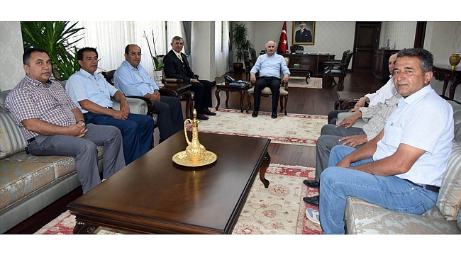 ŞOFÖRLER ODASI YENİ YÖNETİMİNDEN VALİ MERAL’E ZİYARET