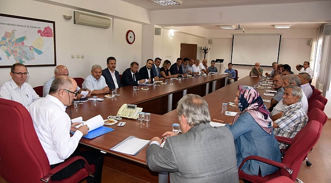 MUHTARLAR TOPLANTISI VALİ MERAL BAŞKANLIĞINDA GERÇEKLEŞTİRİLDİ