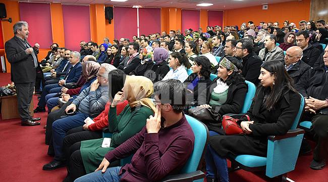 Eğitim Liderlerine Lider Öğretmen Konferansı