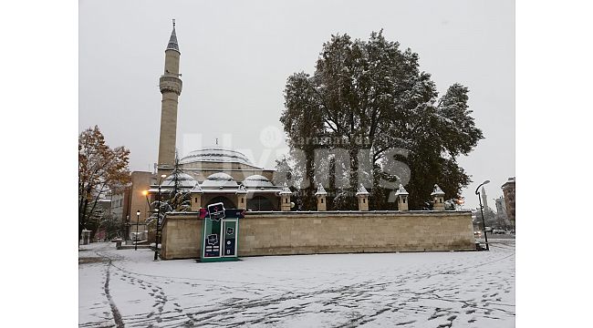 Karaman Güne Kar Yağışı İle Başladı