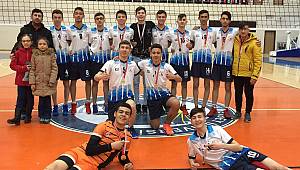 Spor Lisesi yarı final biletini kaptı