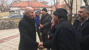 Vali Meral Gazidükkan Mahallesini ziyaret etti