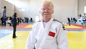 Cahide Eke, Japonya’da bronz madalyanın sahibi