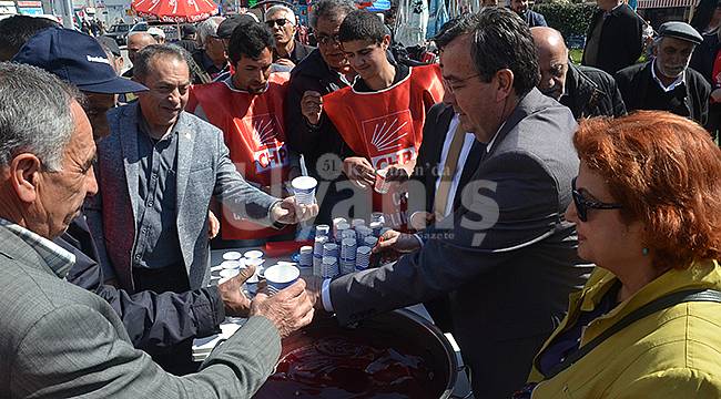 CHP'den Asker Yemeği Üzüm Hoşafı İkramı