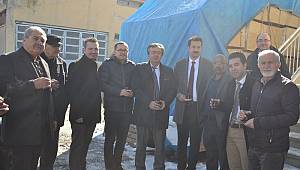 Ege, esnafları ziyaret etti