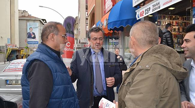 Ege ve ekibi vatandaşlarla kucaklaştı