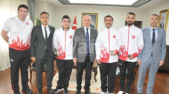 Oturarak voleybol takımı Budapeşte’ye gidiyor