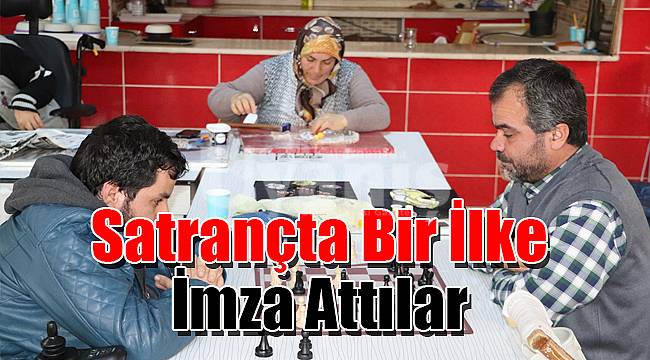 Satrançta bir ilke imza attılar