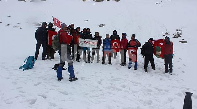 Şehitler anısına Karadağ'a tırmandılar