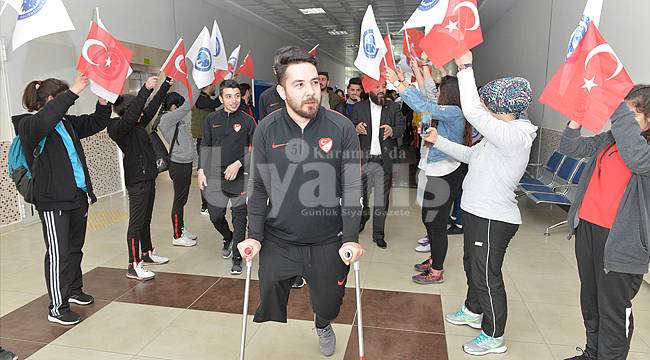 Türkiye Ampute Futbol Milli Takımı Sporcuları öğrencilerle ...