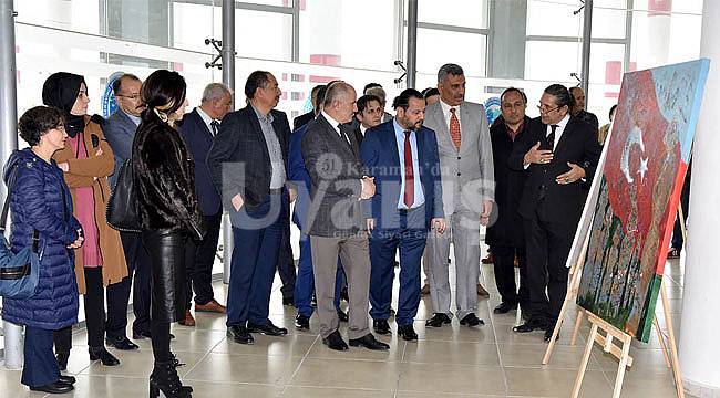 Vali Meral sergi açılışına katıldı
