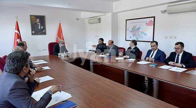 Vali Meral, vatandaşların sorunlarını dinledi