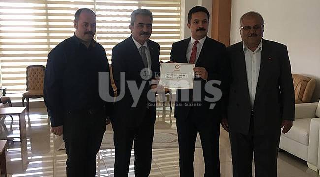Ayrancı Belediye Başkanı Büyükkarcı mazbatasını aldı