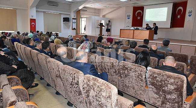 Bağımlılıkla mücadele konulu konferans verildi
