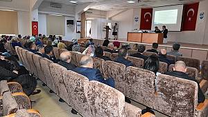 Bağımlılıkla mücadele konulu konferans verildi