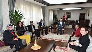 Kadın girişimciler Vali Meral'i ziyaret etti