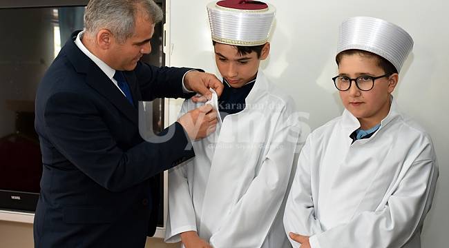 Karaman Kur'an bülbülleri cübbelerini giydi