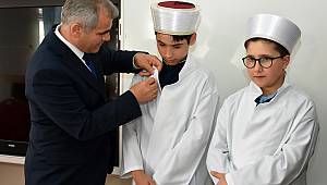 Karaman Kur'an bülbülleri cübbelerini giydi