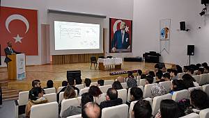 Kuzu, Karaman’da konferans verdi