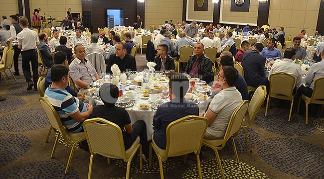 Karaman'da işadamları iftarda buluştu